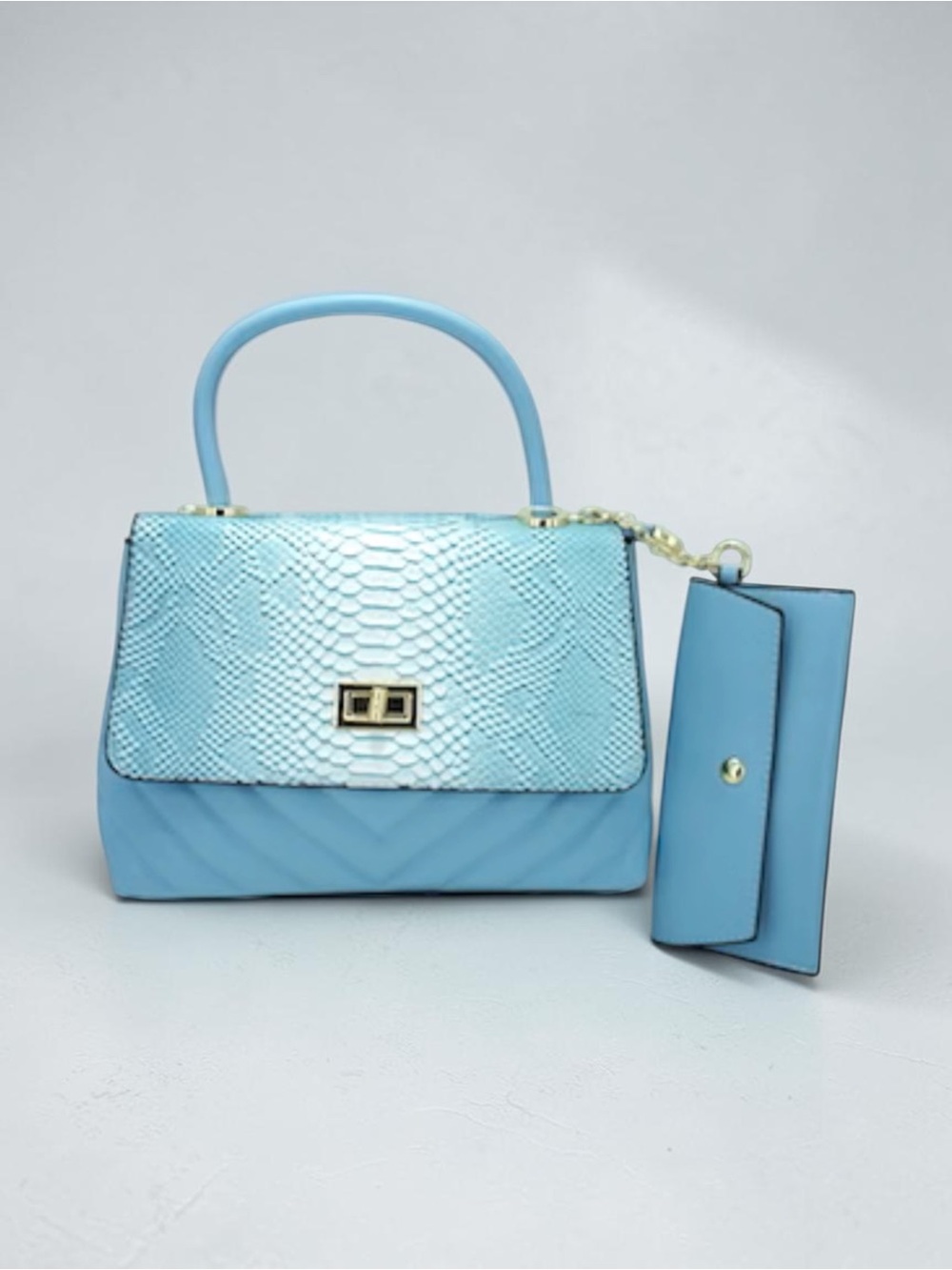 Light Blue Quilted Structured Bag with Matching Pouch Retro Girlie Pastel Glam